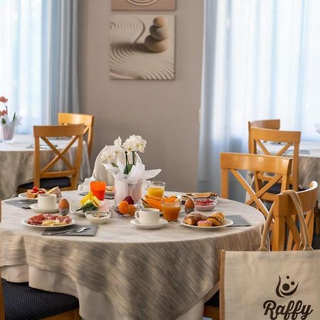 Raffy Family & Bike Hotel Diano Marina Ngoại thất bức ảnh