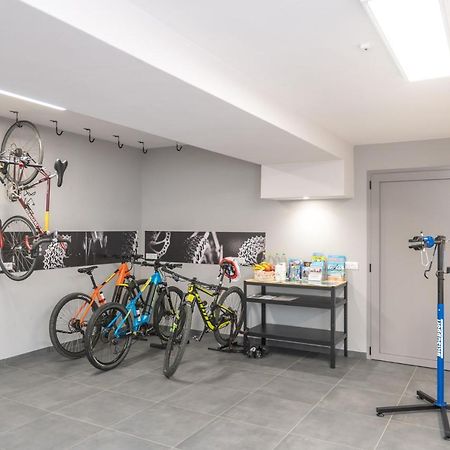 Raffy Family & Bike Hotel Diano Marina Ngoại thất bức ảnh