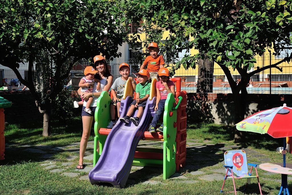 Raffy Family & Bike Hotel Diano Marina Ngoại thất bức ảnh