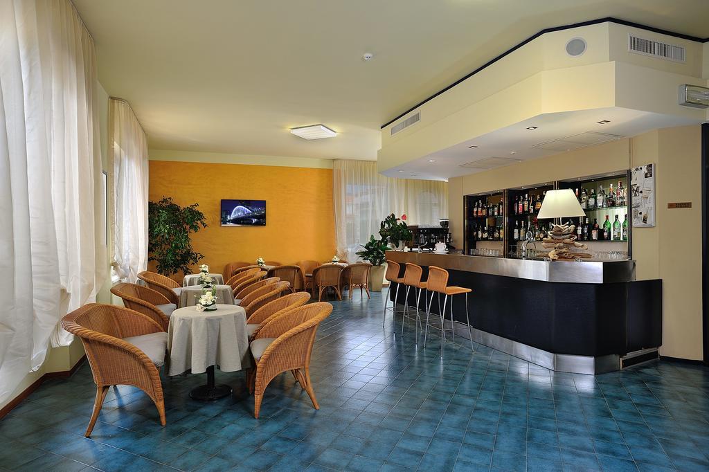 Raffy Family & Bike Hotel Diano Marina Ngoại thất bức ảnh